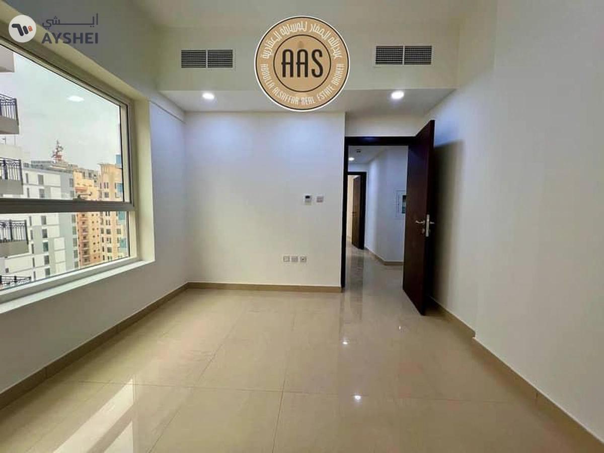 Near to pond park like a new 2bhk with Balcony Wardrobes-7-7