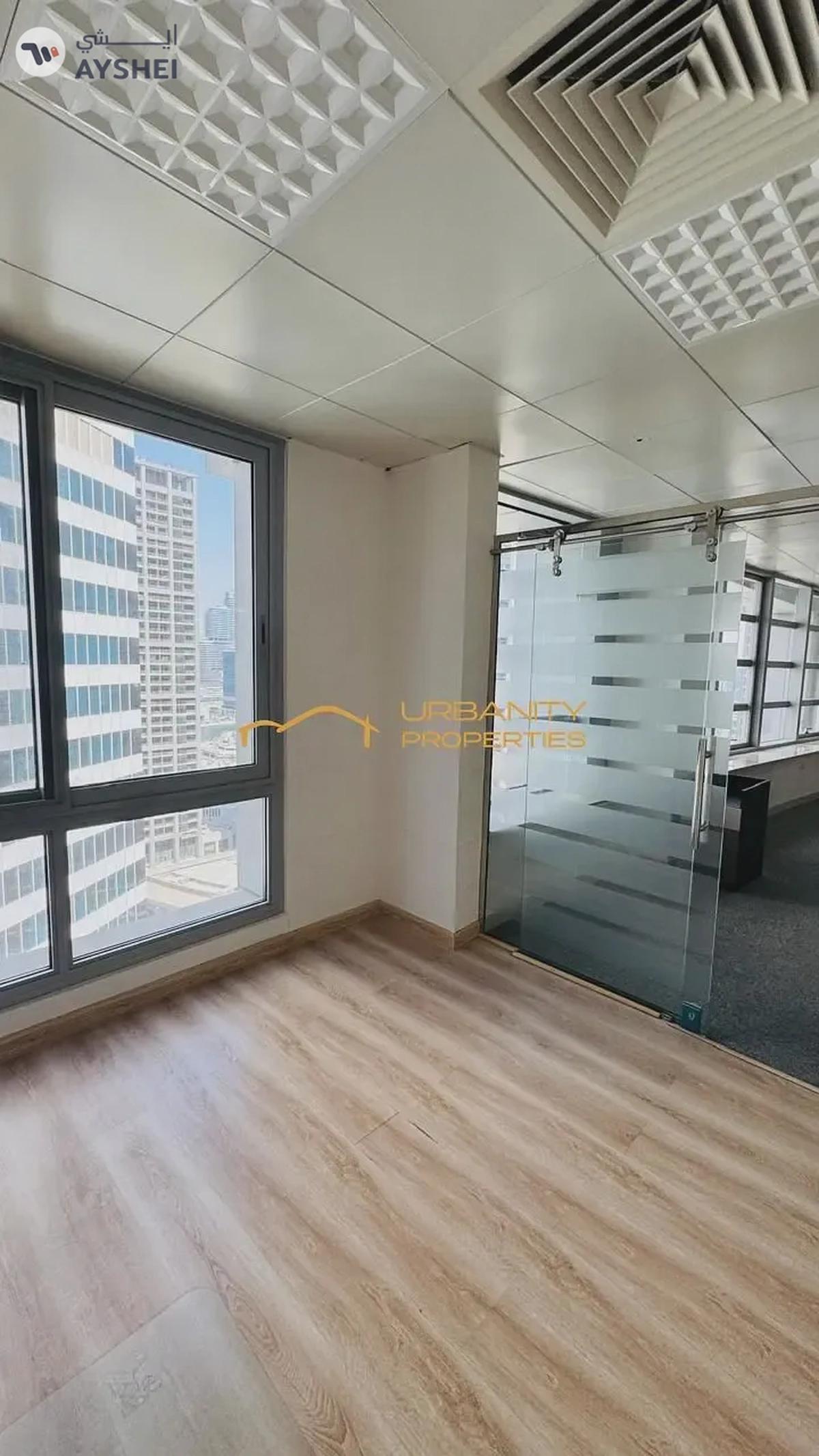 Exclusive Office in Silver Tower | Panoramic Canal & City Views-5-5