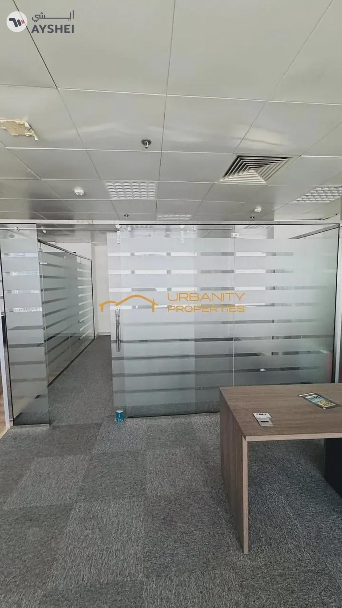 Exclusive Office in Silver Tower | Panoramic Canal & City Views-2-2