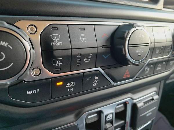 Jeep Wrangler Unlimited(Rubicon 392) / 2021 / GCC Spec