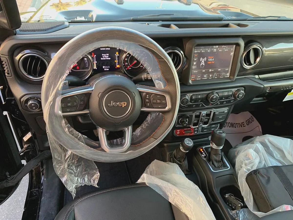 Jeep Wrangler Unlimited(Rubicon 392) / 2021 / GCC Spec-8-8