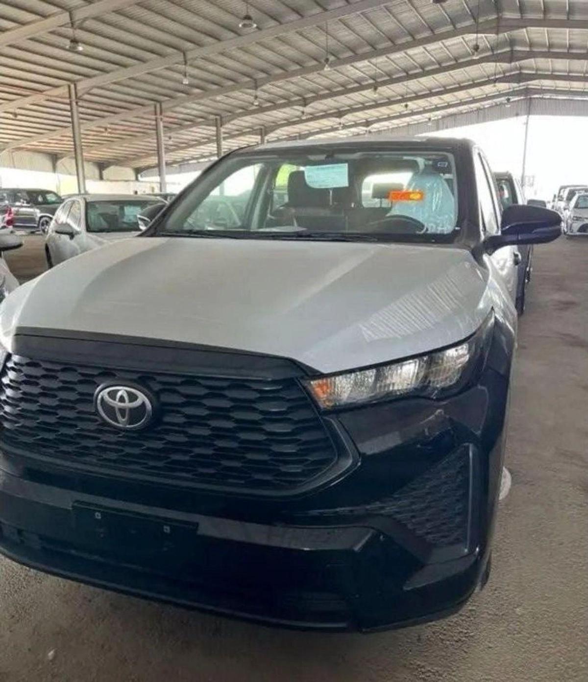 Toyota Innova 2024 TOYOTA INNOVA 2.0L MINIVAN 5 DOORS PETROL AUTOMATIC ZERO KM 2000 cc-1-1