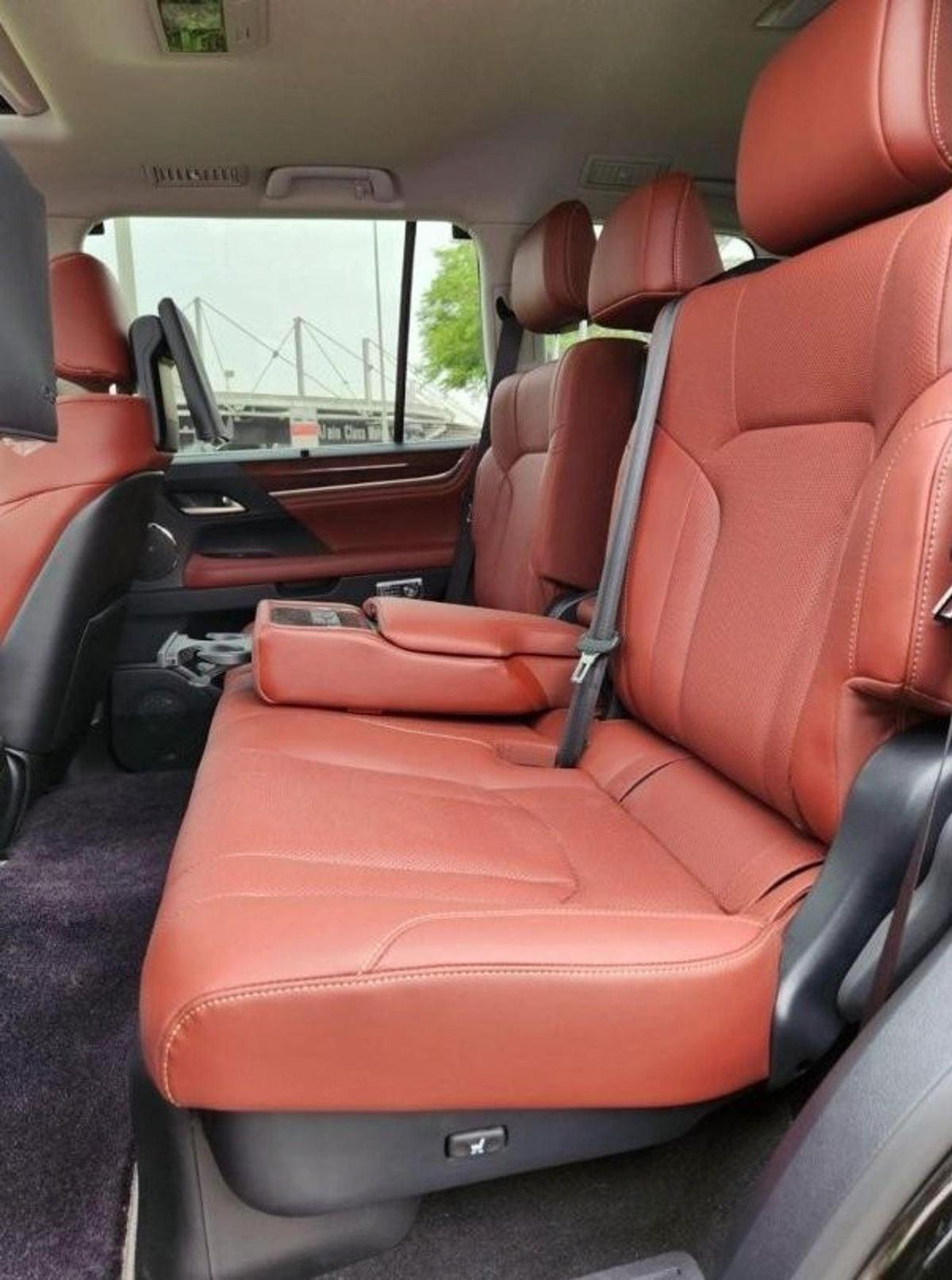 Lexus LX 570 Sport-3-3