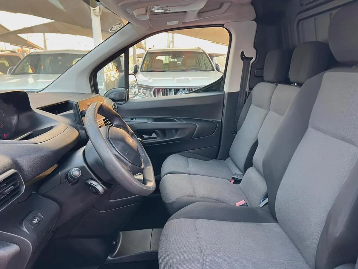 Peugeot Partner Origin Van 2022 - GCC Specs - Business Ref#810-9-9