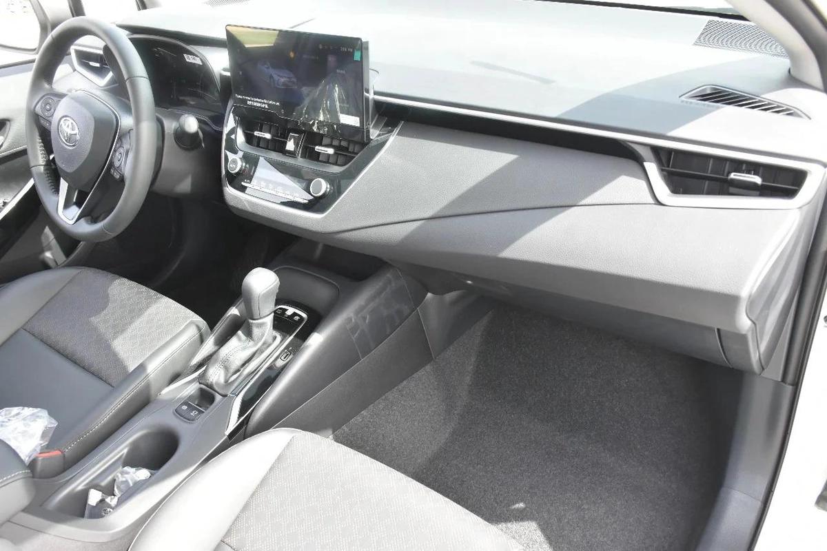 TOYOTA COROLLA HYBRID 2025 | WHITE-14-14