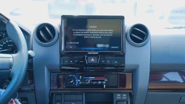 2026 Toyota Land Cruiser 70 Series LC 76 LX - GCC Specs - Brand New!