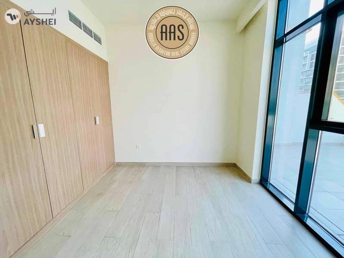 Huge Terrace | Corner Unit | High ROI | Chiller Free |-10-10