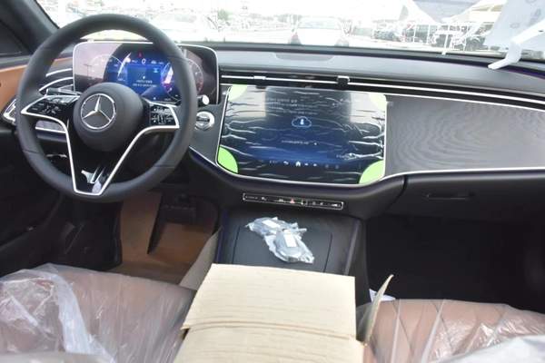 MERCEDES BENZ E200 2026 | WHITE