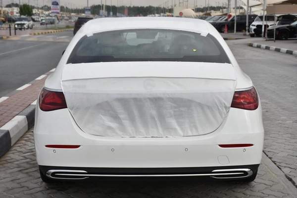 MERCEDES BENZ E200 2026 | WHITE