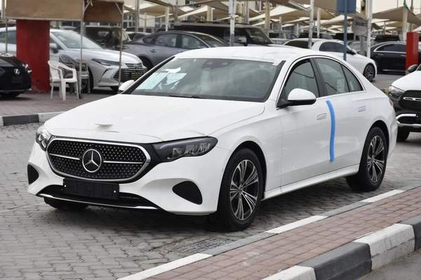 MERCEDES BENZ E200 2026 | WHITE