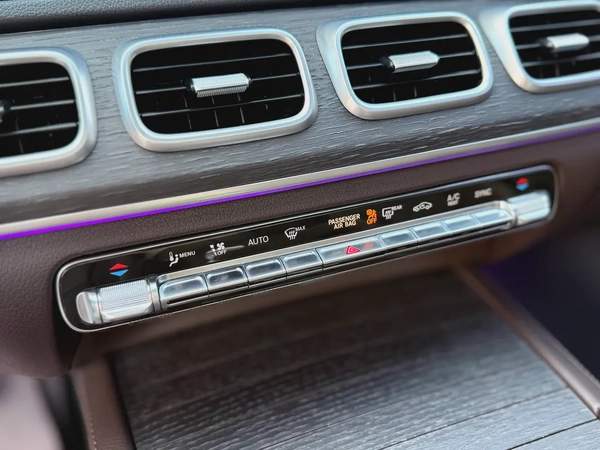 Mercedes GLE 450 AMG Full Option Gcc Free paint