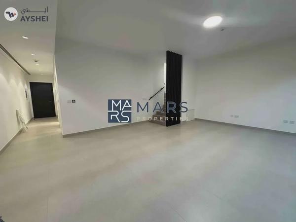 Brand new 3bhk villa available for rent in Masaar