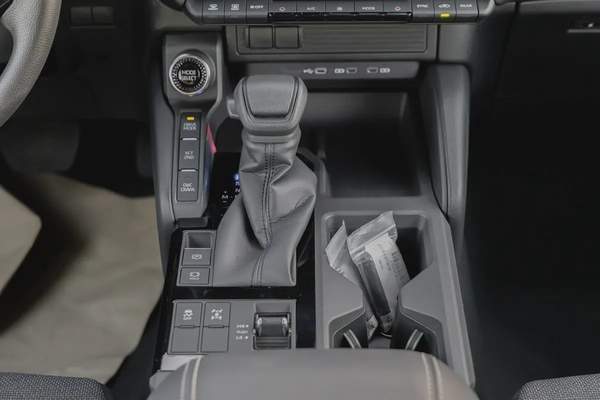 2026 Prado TXL-1 | 2.4L Turbo Petrol (Export)