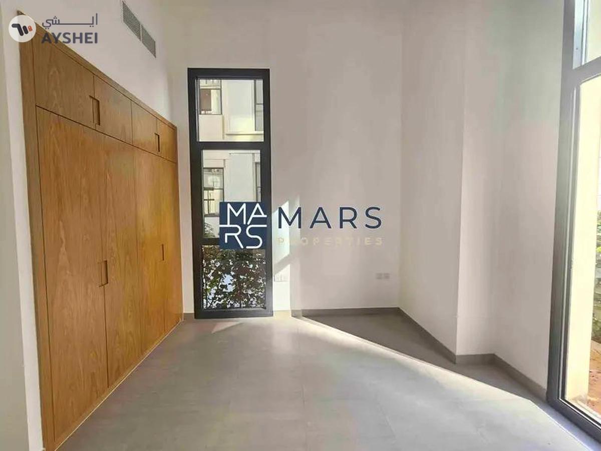 Brand New Luxury 2badroom aptmant available for sale in Al Mamsha-22-22