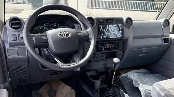 Toyota Land Cruiser Pick Up Toyota Land Cruiser Pickup LC79 DC 4.2L Diesel 2024