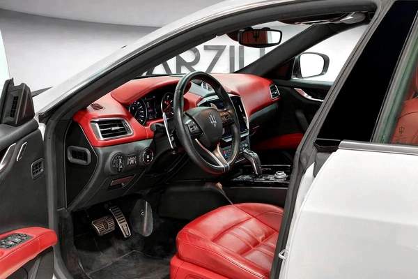 AED 3,290 / Monthly l 0% Downpayment l Modena V6 l 1 Year Warranty