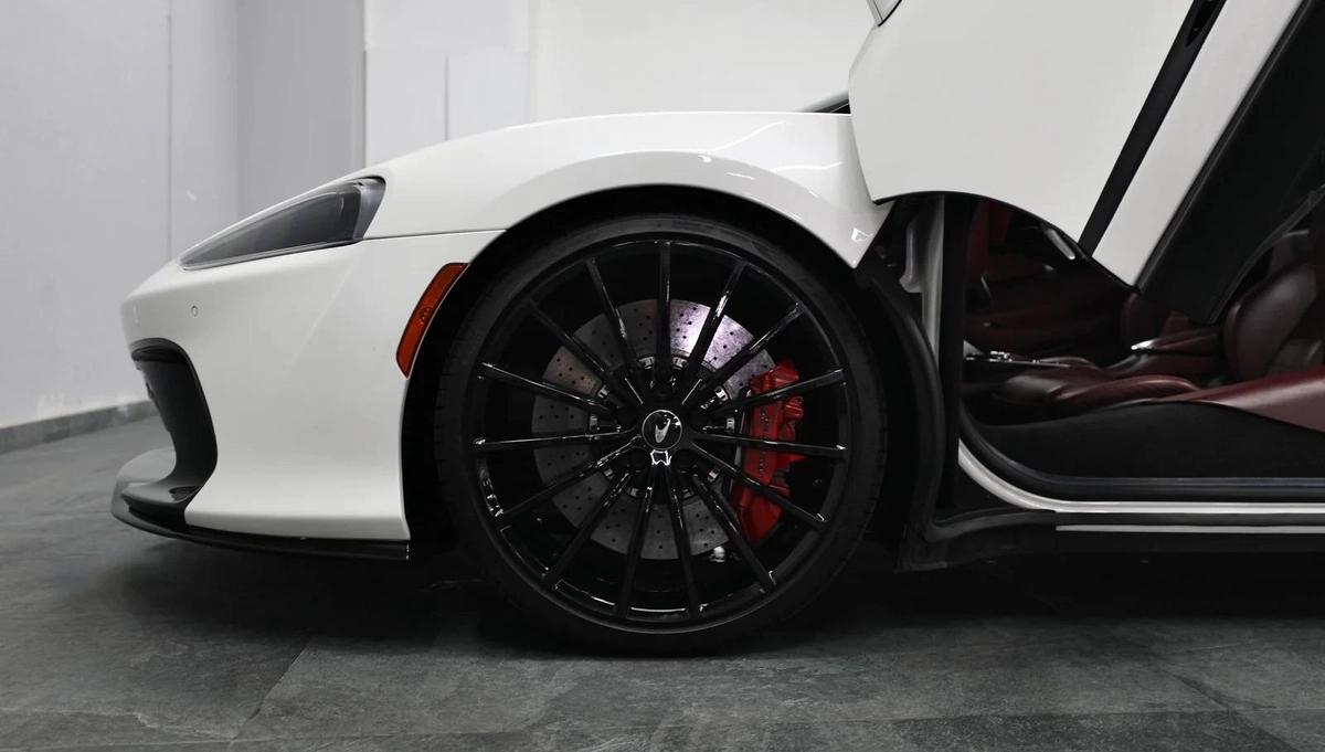 McLaren GT | Low KMs-6-6