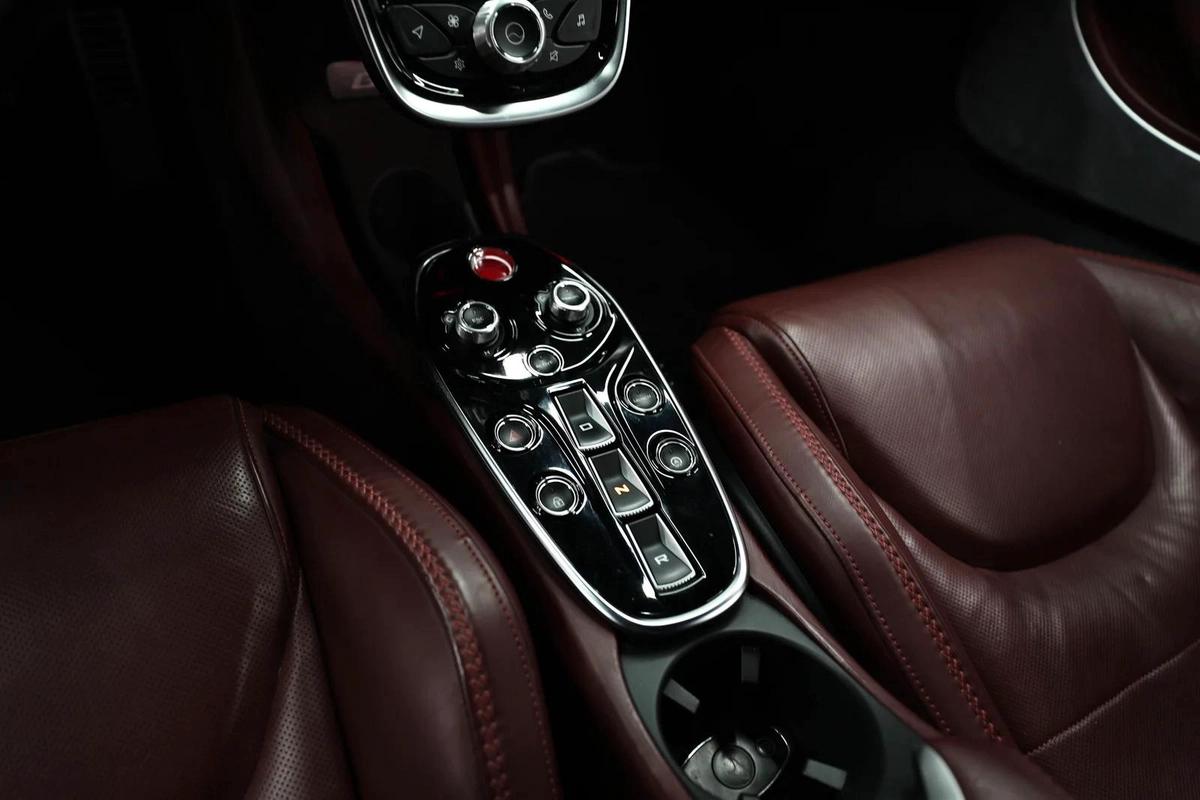 McLaren GT | Low KMs-5-5