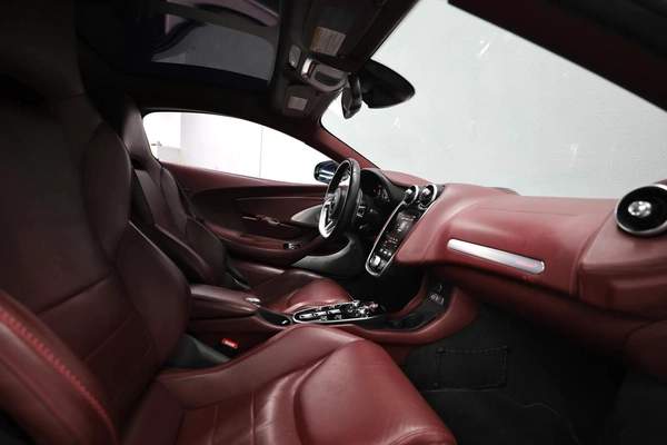 McLaren GT | Low KMs