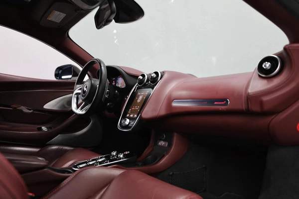 McLaren GT | Low KMs