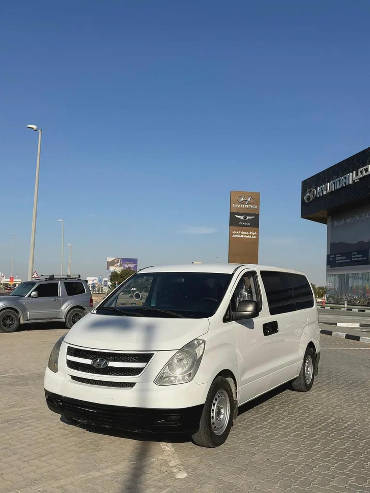 هيوانداي اتش ون نظيف جدا 2017-0-0