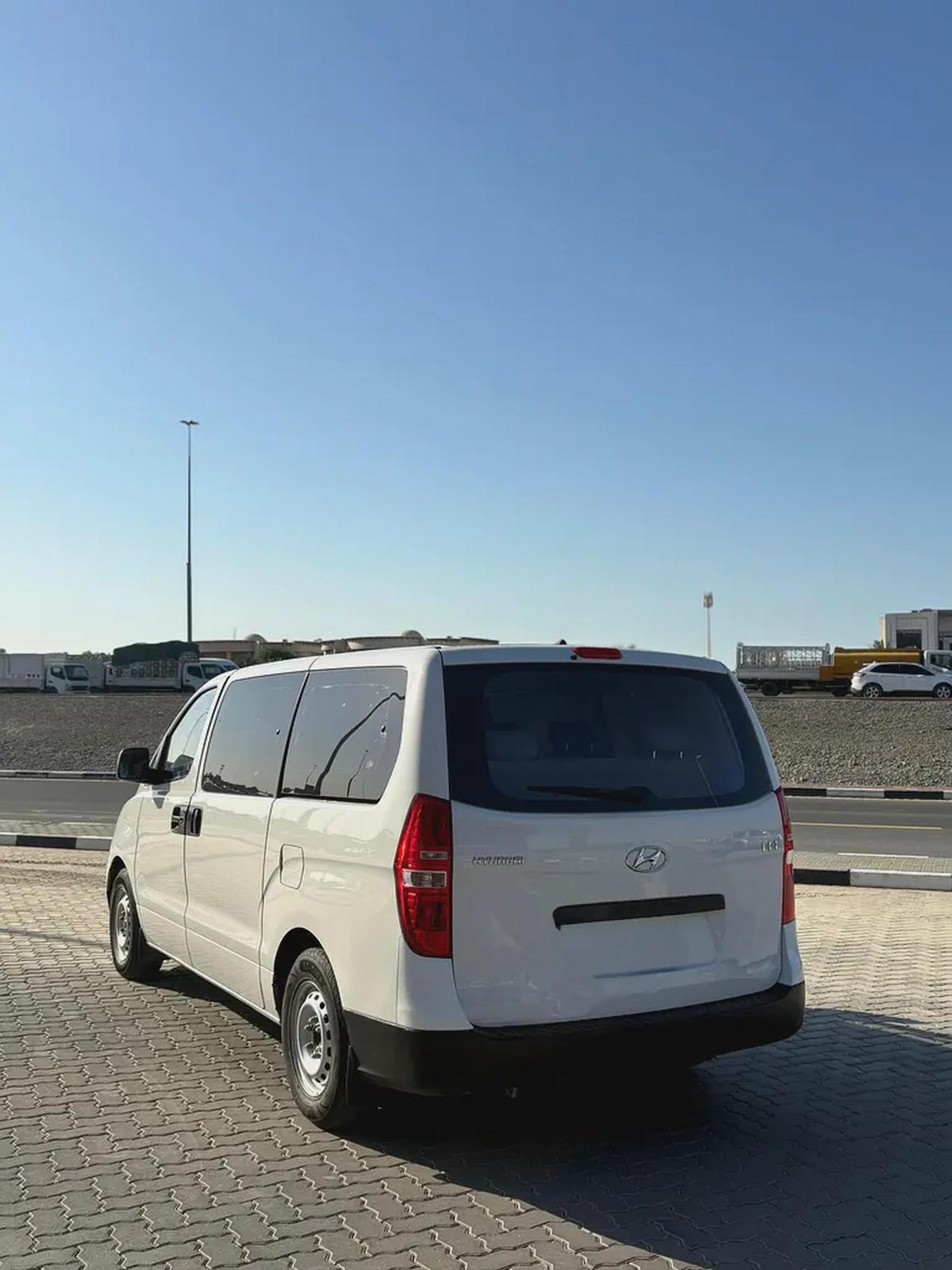 هيوانداي اتش ون نظيف جدا 2017-2-2