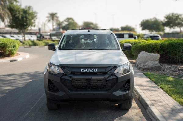 ISUZU DMAX RG CREW 1.9L PICKUP 4x4 MANUAL 2026 WHITE DIESEL