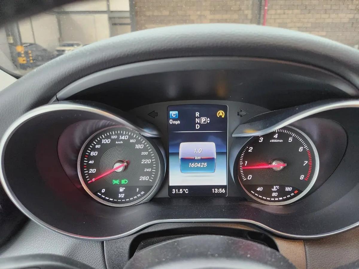 MERCEDES BENZ C (G) 2.0 C200 AVANTGARDE-8-8