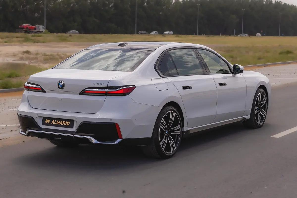 BMW 735i Luxury + M Kit – 2026 | Brand New | GCC | AED 410,000-1-1