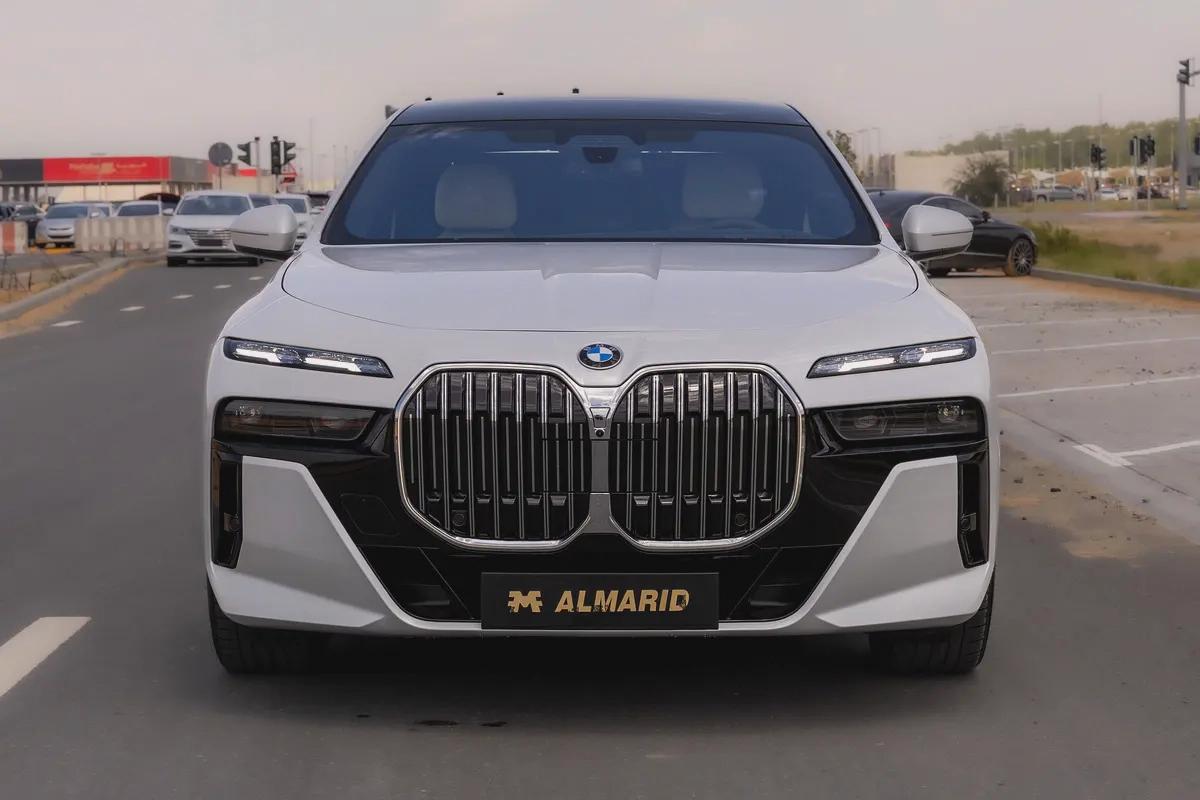 BMW 735i Luxury + M Kit – 2026 | Brand New | GCC | AED 410,000-3-3
