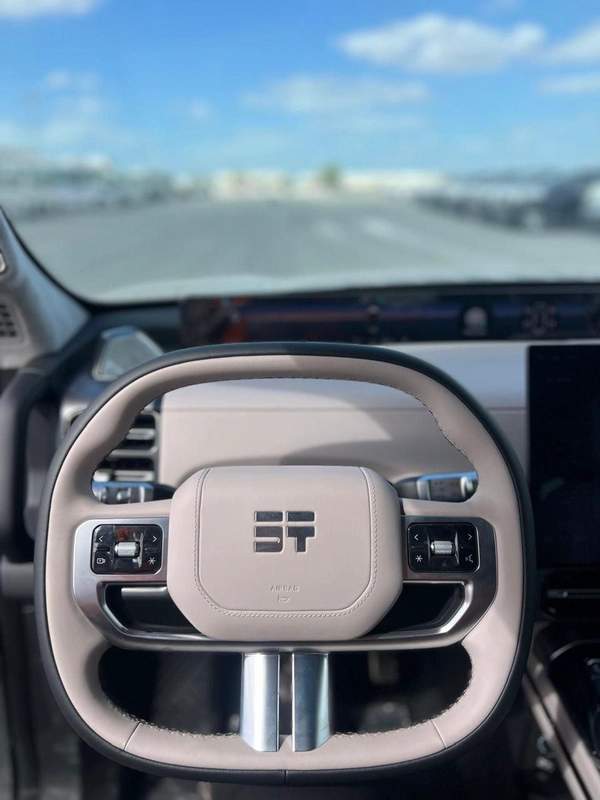 Jetour G700 2.0L Turbo engine FlagShip edition with dual electric motors, 904HP