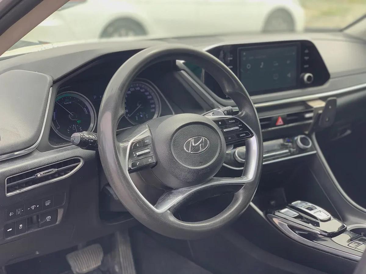 فقط 22,500 درهم - هيونداي سوناتا - 2021 - محرك هايبرد - مواصفات خليجية-6-6