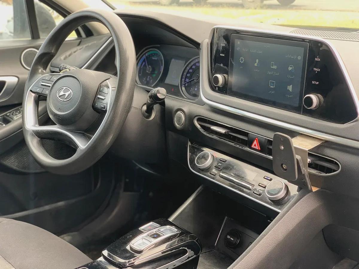 فقط 22,500 درهم - هيونداي سوناتا - 2021 - محرك هايبرد - مواصفات خليجية-7-7