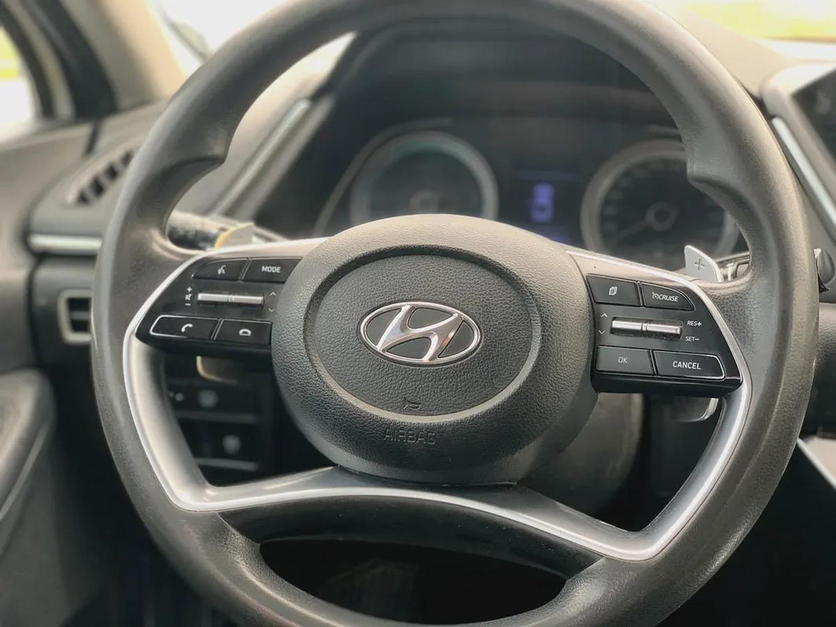 فقط 22,500 درهم - هيونداي سوناتا - 2021 - محرك هايبرد - مواصفات خليجية-9-9