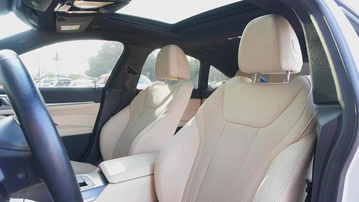 2024 BMW i4 eDrive 35 | Full Electric | GCC Specs | Very Low Mileage-6-6