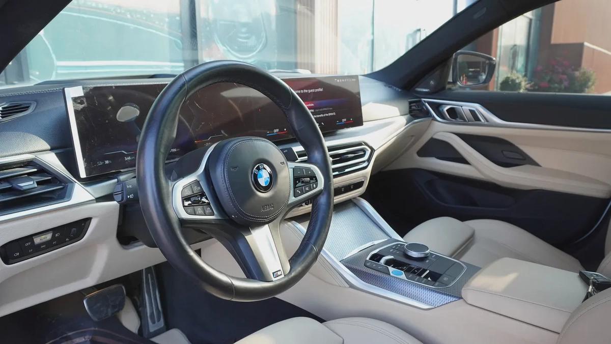 2024 BMW i4 eDrive 35 | Full Electric | GCC Specs | Very Low Mileage-8-8