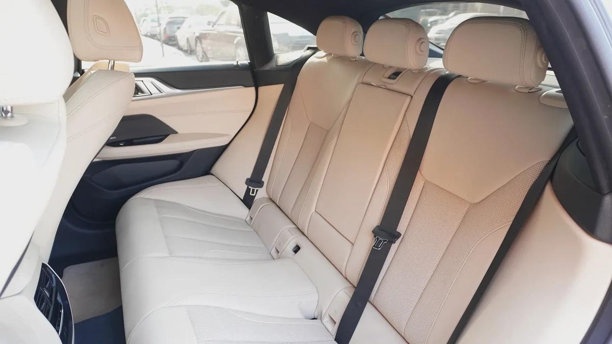 2024 BMW i4 eDrive 35 | Full Electric | GCC Specs | Very Low Mileage-10-10