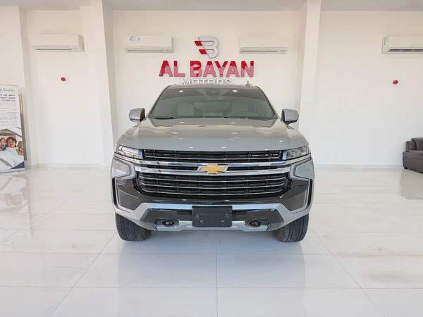 شيفروليه تاهو LT رمادي / بيج 2023 ( بن حمودة)