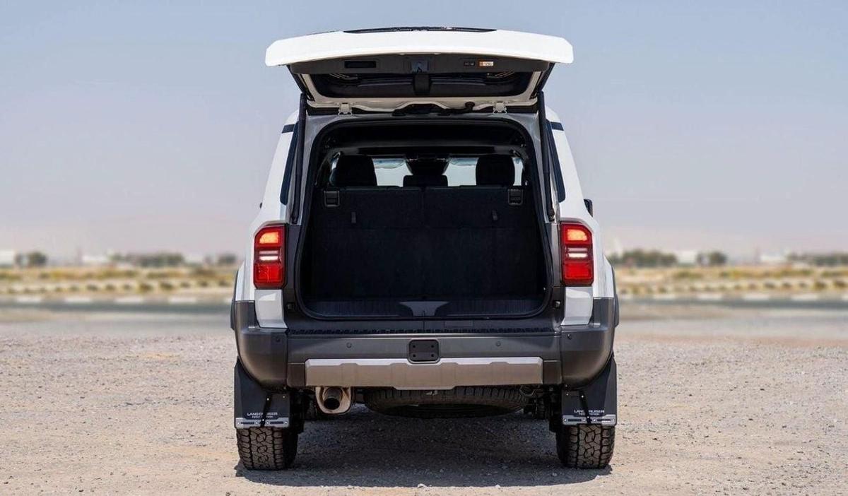 Toyota Prado TOYOTA PRADO 250 2.8D AT FIRST EDITION MY2024 – WHITE-8-8