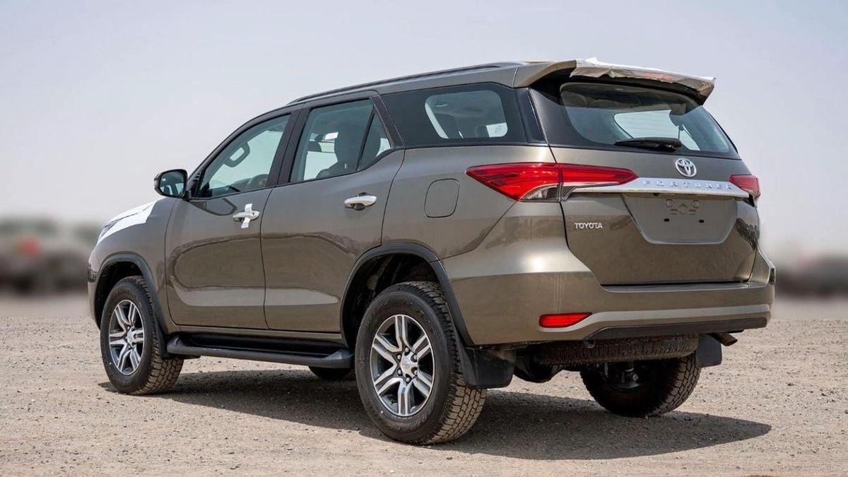 Toyota Fortuner fortuner 2.4L DIESEL-3-3