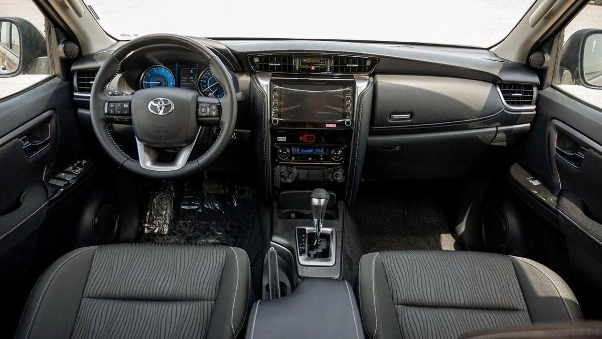 Toyota Fortuner fortuner 2.4L DIESEL-6-6