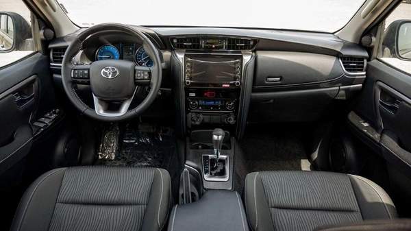 Toyota Fortuner fortuner 2.4L DIESEL