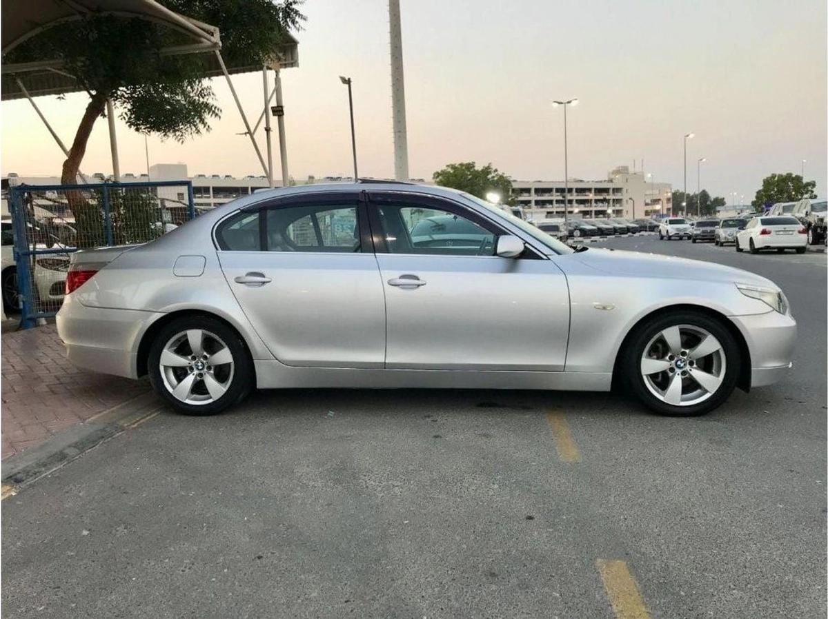 BMW 530i-3-3