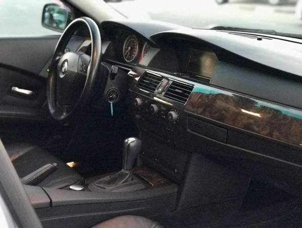 BMW 530i