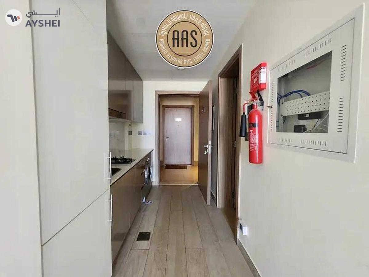 Lagoon, Burj Khalifa view Ultra Modern Brand Studio with Ac, All 5 Star Amenities free-1-landscape