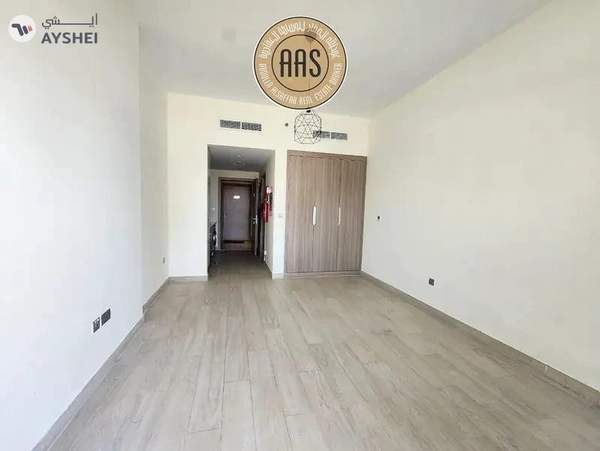 Lagoon, Burj Khalifa view Ultra Modern Brand Studio with Ac, All 5 Star Amenities free