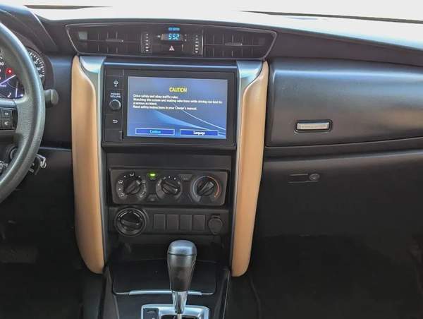 TOYOTA FORTUNER 2021 GCC V4 2.7L IN EXCELLENT CONDITION