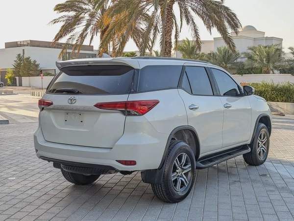 TOYOTA FORTUNER 2021 GCC V4 2.7L IN EXCELLENT CONDITION
