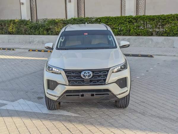 TOYOTA FORTUNER 2021 GCC V4 2.7L IN EXCELLENT CONDITION