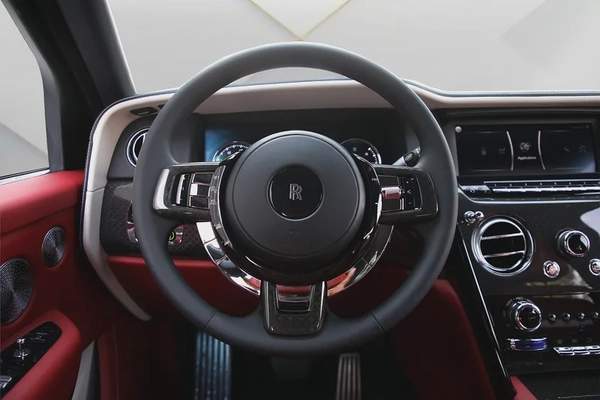 ROLLS ROYCE CULLINAN BLACK BADGE 2020 - FULLY LOADED - AMAZING CONDITION